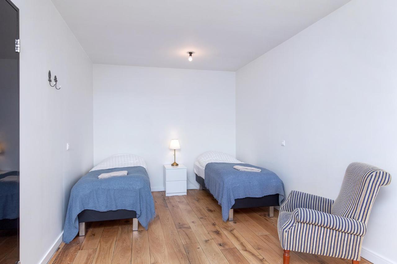 Penthouse Apartment On The Main Shopping Street Рейкьявик Экстерьер фото